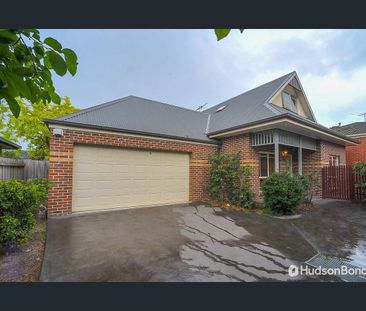 Modern Family Home for Lease in the Heart of Burwood - Photo 6