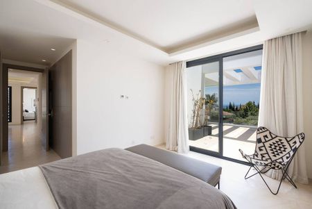 Luxury 6 bedroom Detached House for rent in Marbella, Spain - Foto 3