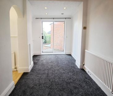 3 bedroom semi-detached house to rent - Photo 1