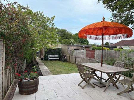 Downend Road, Bristol, BS7 - Photo 2