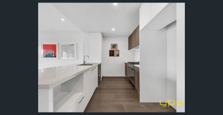 Modern and Convenient Open Plan Living - Photo 5