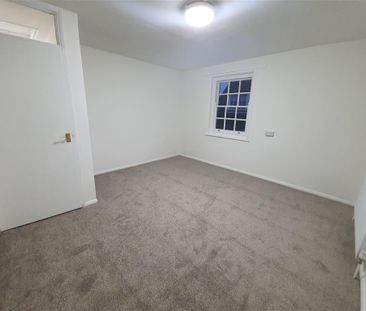 3 bedroom apartment to rent - Photo 3