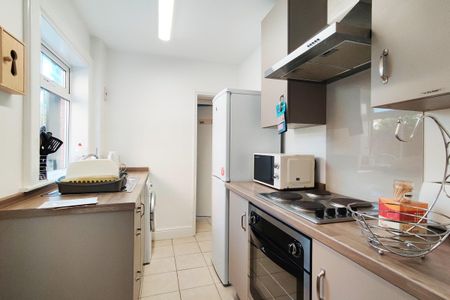 Gloucester Street - Photo 2