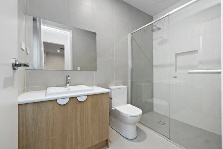 Modern Luxury Living: The Perfect Blend of City & Coast - Photo 2