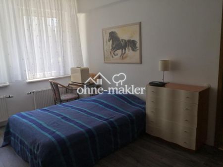 Charmante 2,5-Zimmer-Altbauwohnung mit Terrasse und Garten - Photo 4