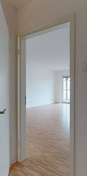 Helle 2-Zimmer-Wohnung mit Einbauküche in urbaner Lage - Photo 1