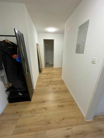 moderne 2.5 Zimmer-Wohnung zu vermieten - Photo 5