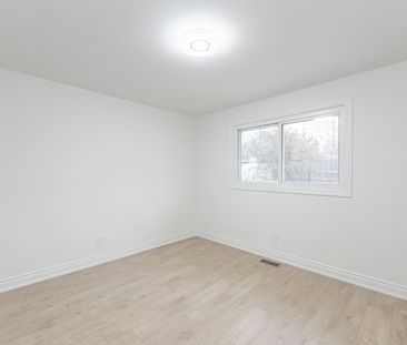 For Lease - 3045 Portage Road, Niagara Falls, Ontario - Photo 4