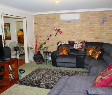 Family Home - Photo 5