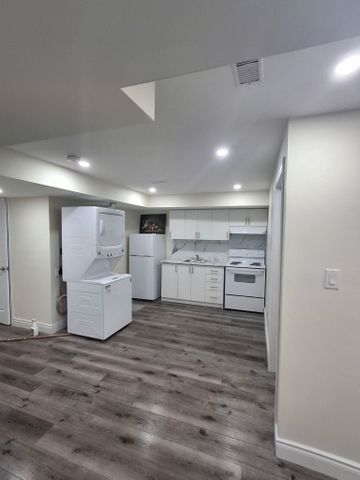 For Lease - 59 Rudder Road Unit# Bsmt, Welland, Ontario - Photo 3