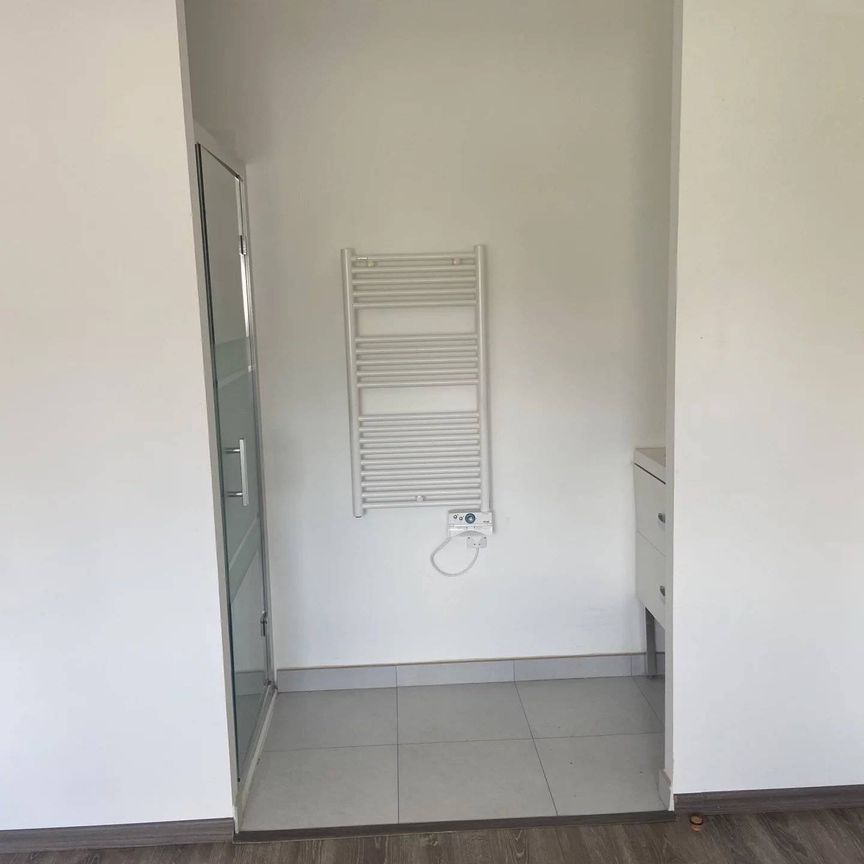 A 7 MINUTES DE LA GARE DE HOUILLES QUARTIER DU RÉVEIL MATIN - Photo 1