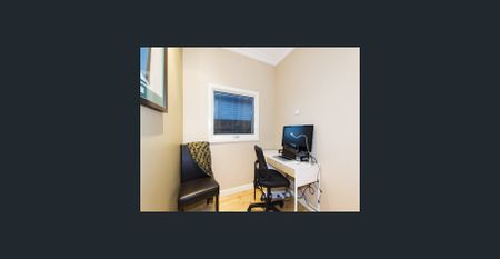 Charming Home with Modern Comforts - Photo 3