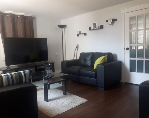 1 BR Main Floor Flat in Great Dartmouth Location! - Photo 1