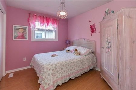 For Lease - 874 Sparrow Road Unit# Main, Newmarket, Ontario - Photo 5