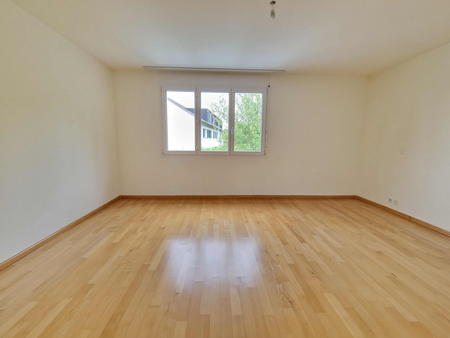 Helle Familienwohnung mit Gartensitzplatz! - Photo 3