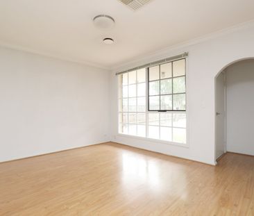 1/7 Kernan Street, Strathmore VIC 3041 - Photo 6