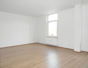 Antonstr. 20, Wohnung 6 ~~~ Balkon, Tageslichtbad mit Wanne und Dusche, Gäste-WC, Abstellraum, Keller - Foto 1