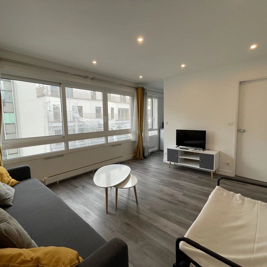 Location Appartement 1 pièce 28m² BOULOGNE BILLANCOURT 92100 - Photo 1