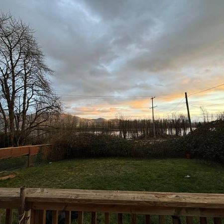 2 Bed 1 Bath Home in Mission on Lougheed Hwy - Great for Daycare - Photo 3