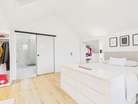 Generous 6-room double family house with garden in Eiken – the house will be extensively renovated before you move in! - Foto 3