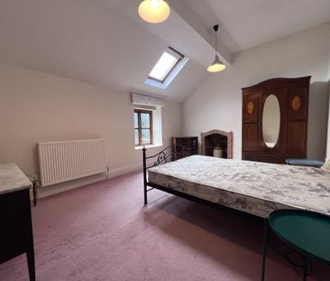 Amber Mill Furniture Cottage - Photo 4