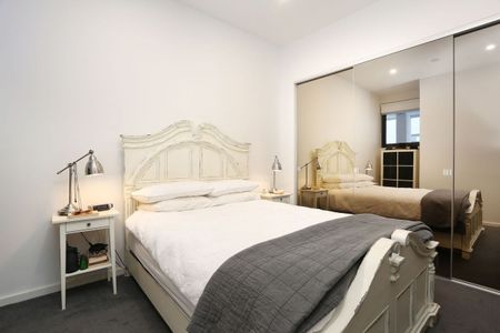 "Live large on the CBD fringe!" - Photo 4