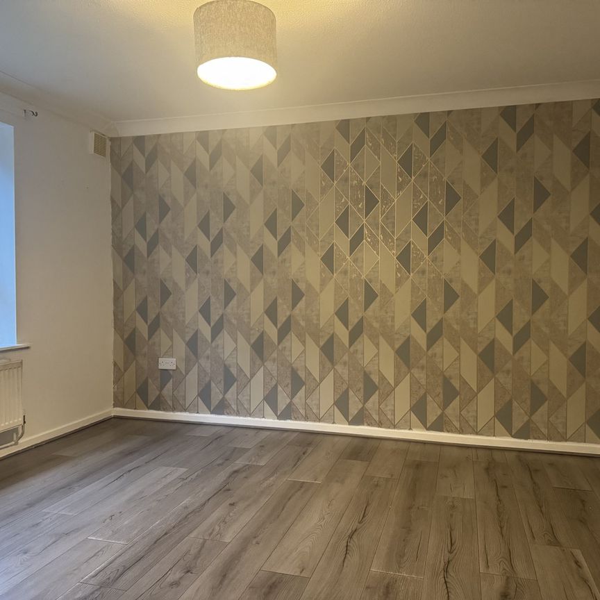 TattershallWalk, MansfieldWoodhouse, MANSFIELD - Photo 1