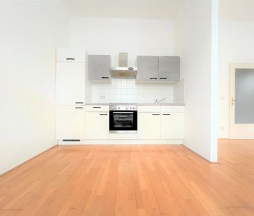 Charmante 2-Zimmer-Altbauwohnung | zentrale Lage | Nähe Uni Graz - Photo 1