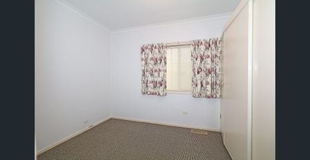 61 Phillip Avenue, Mount Austin NSW 2650 - Photo 4