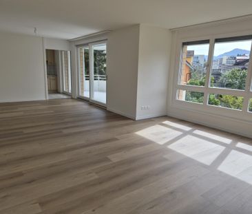 Ruhige, sonnige 41/2-Zimmerwohnung im Herzen von Cham - Photo 1