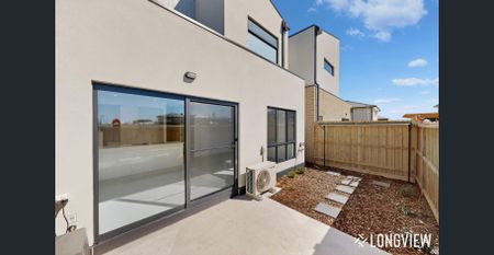 Modern Living in Clyde North – Convenience Meets Lifestyle - Photo 3