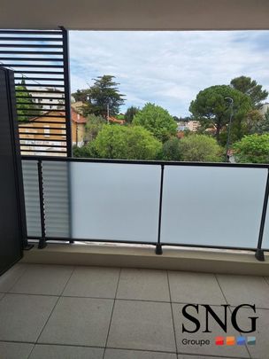 T2 AVEC TERRASSE ET PARKING - Photo 1