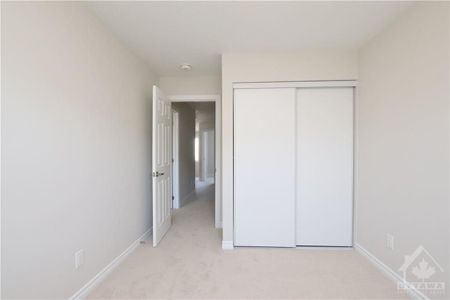 For Lease - 236 ATIMA Circle, Barrhaven, Ontario - Photo 2