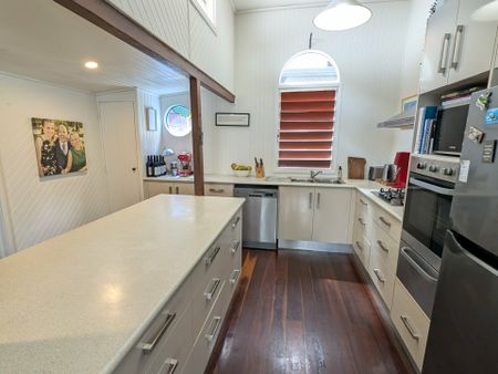 AMAZING LOCATION !!! - Photo 4