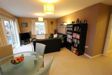 2 bedroom apartment to rent - Photo 4