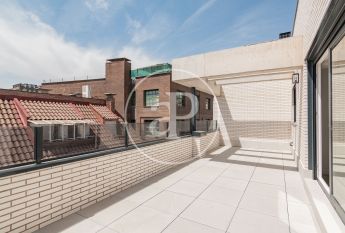 Penthouse for rent in Canillas (Hortaleza)