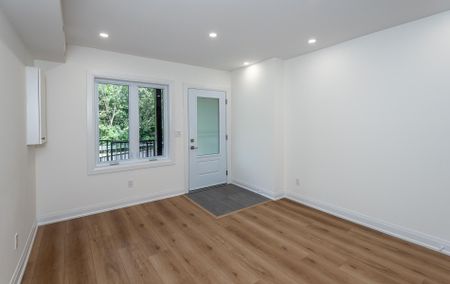 For Lease - 45 Astoria Avenue Unit# 2, Toronto, Ontario - Photo 5