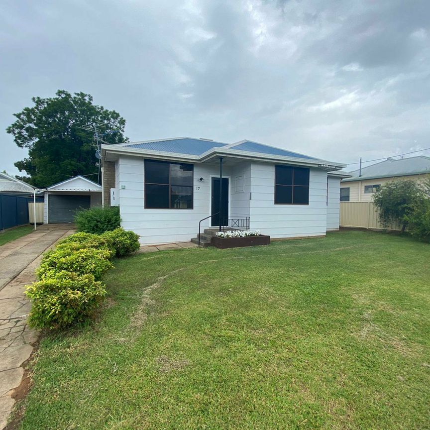 Spacious 4-Bedroom Home in South Tamworth - Photo 1