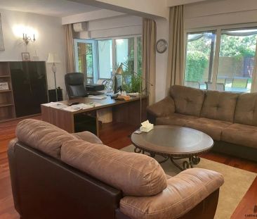 Vila tip duplex,Strip Mall-Iancu Nicolae - Photo 1