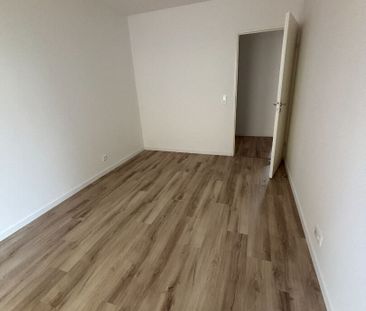 Location Appartement 3 pièces 68m² - Photo 4