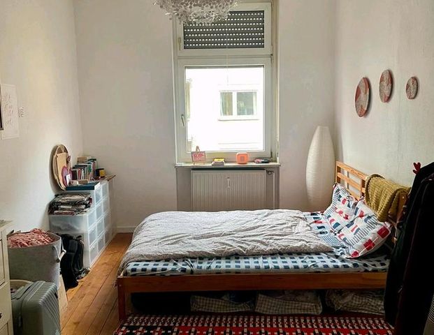 Schöne renovierte 2-ZKB mit 2 Balkonen - Photo 1