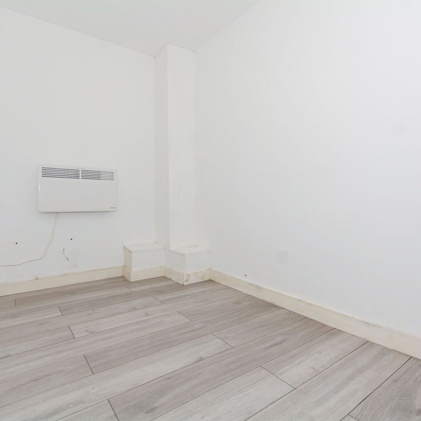 St. Matthews Road, Smethwick - Photo 1