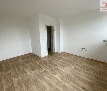 Erstbezug! 2-Raum-Wohnung mit Panoramablick und Terrasse in Bad Sch... - Photo 3