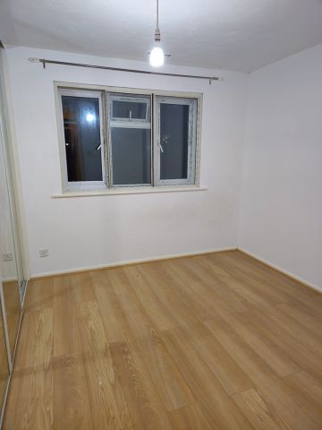 2 Bed Terraced House, Fernleigh Close, CR0 - Photo 3