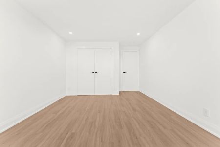 Charles West — 2 Bedroom + Den - Photo 5