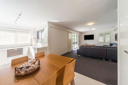 Unit 3/13 Campbell Crescent, Terrigal - Photo 2