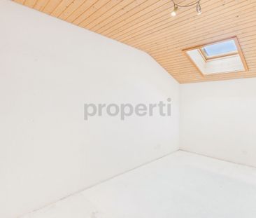 Charming 5.5-room duplex with balcony, Obbürgen - Photo 4