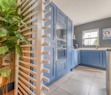 4 bedroom detached house to rent - Photo 6