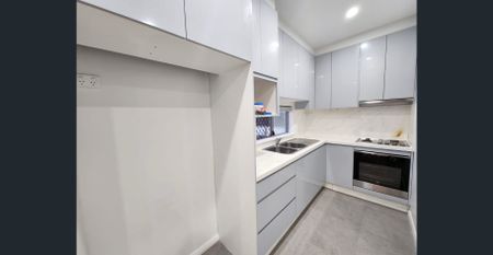 Granny Flat for Rent in Liverpool - Photo 4