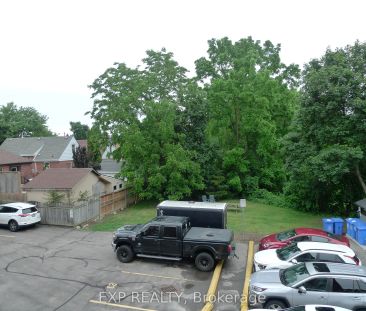 2373 KING Street E #26 - Photo 5